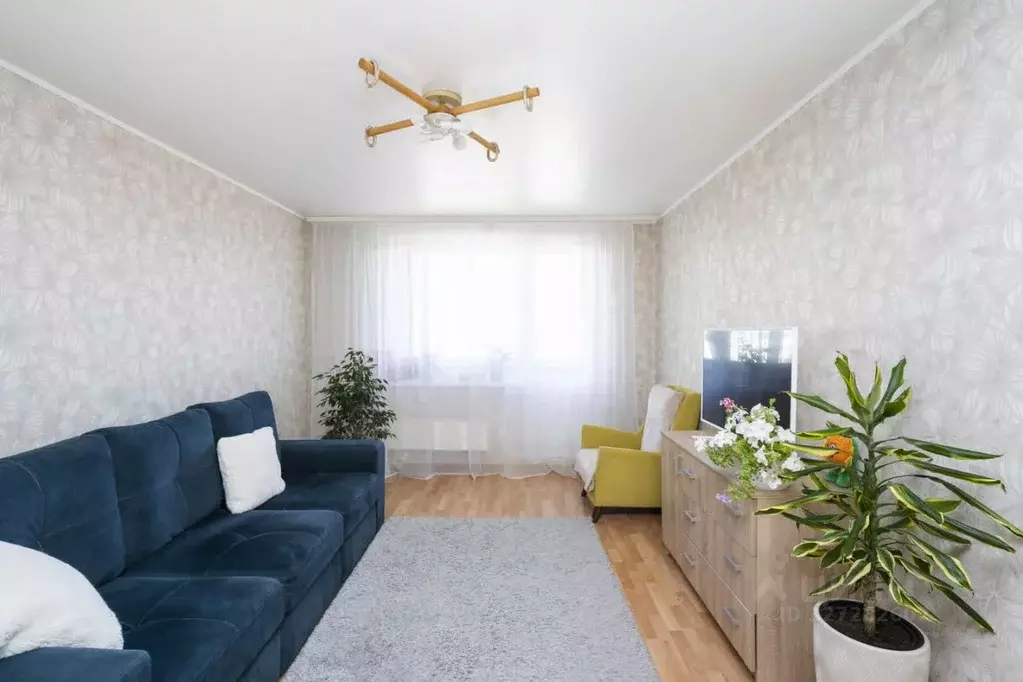 4-к кв. Тюменская область, Тюмень ул. Монтажников, 17к1 (107.5 м) - Фото 1