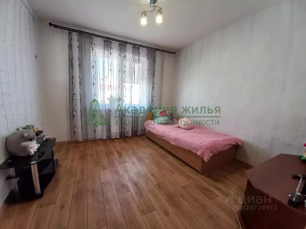 3-к кв. Саратовская область, Энгельс ул. Ломоносова, 33а (73.0 м) - Фото 1