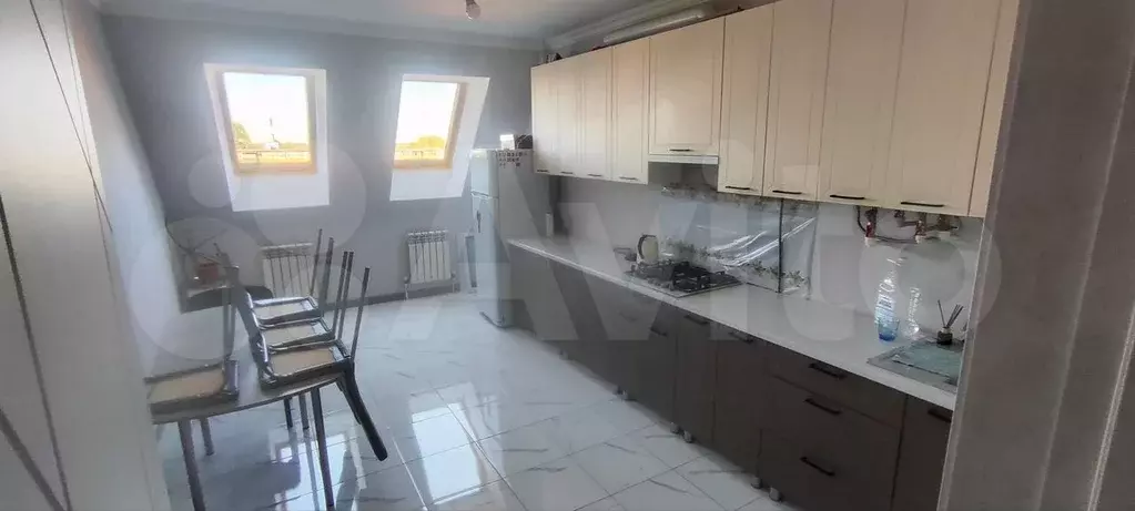 2-к. квартира, 60 м, 6/6 эт. - Фото 0