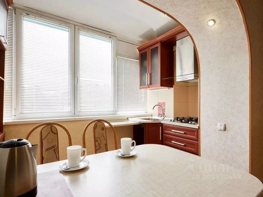 2-к кв. Ставропольский край, Кисловодск ул. Калинина, 6А (32.0 м) - Фото 1