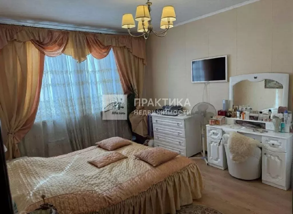 Продается 3-комнатная квартира - Фото 1