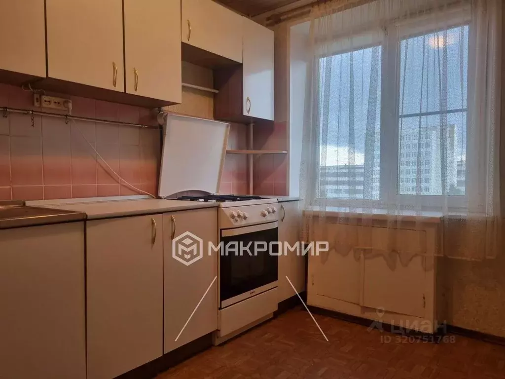 3-к кв. Челябинская область, Челябинск ул. Красного Урала, 15 (62.6 м) - Фото 0