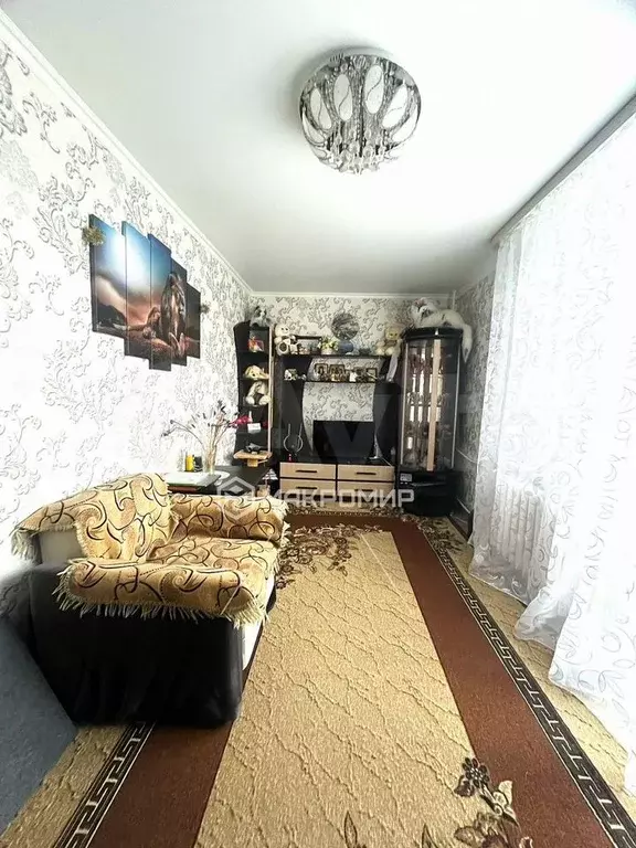 Комната 29,9 м в 3-к., 7/9 эт. - Фото 0