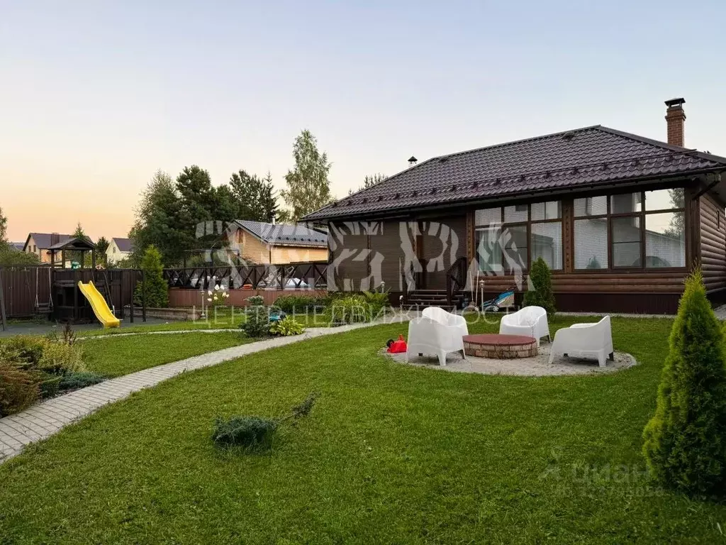 Дом в Владимирская область, Александров ул. Никольская (290 м) - Фото 2