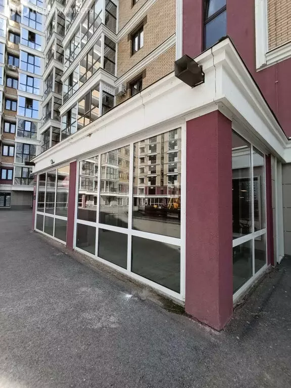 3-комнатная квартира: Уфа, Бородинская улица, 20 (66.5 м) - Фото 1