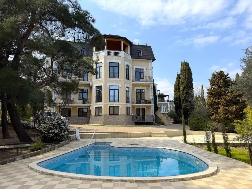 1-к кв. Крым, Алушта ул. Комсомольская, 5 (43.0 м) - Фото 1