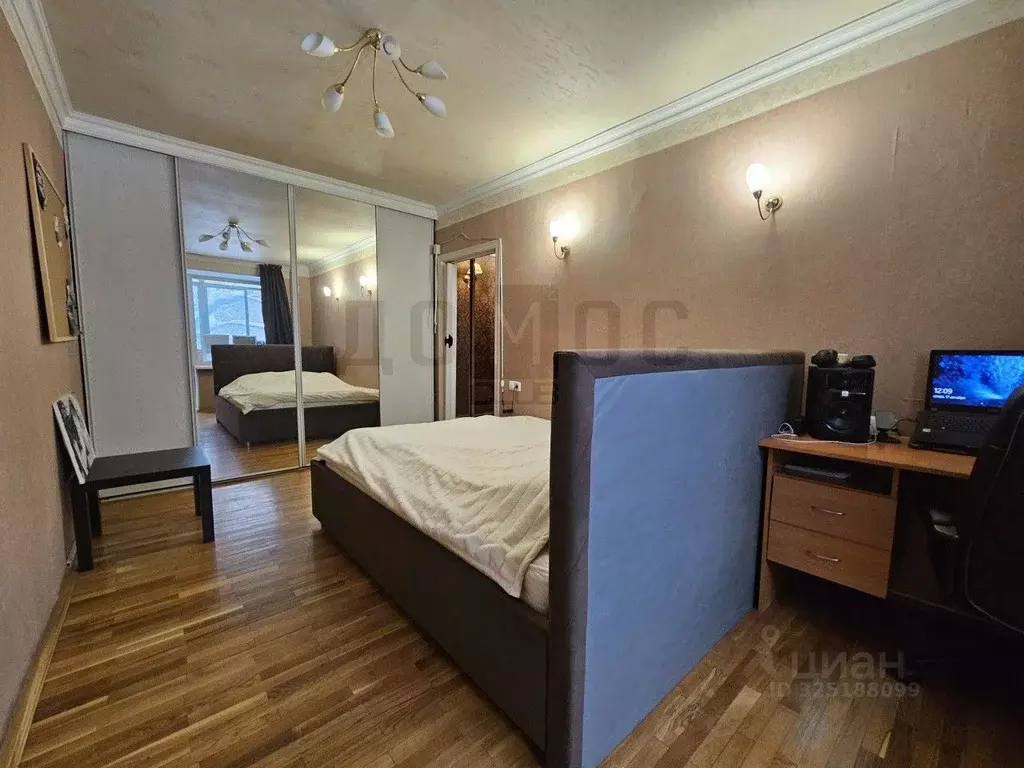 1-к кв. Свердловская область, Екатеринбург ул. Мичурина, 76 (30.6 м) - Фото 1