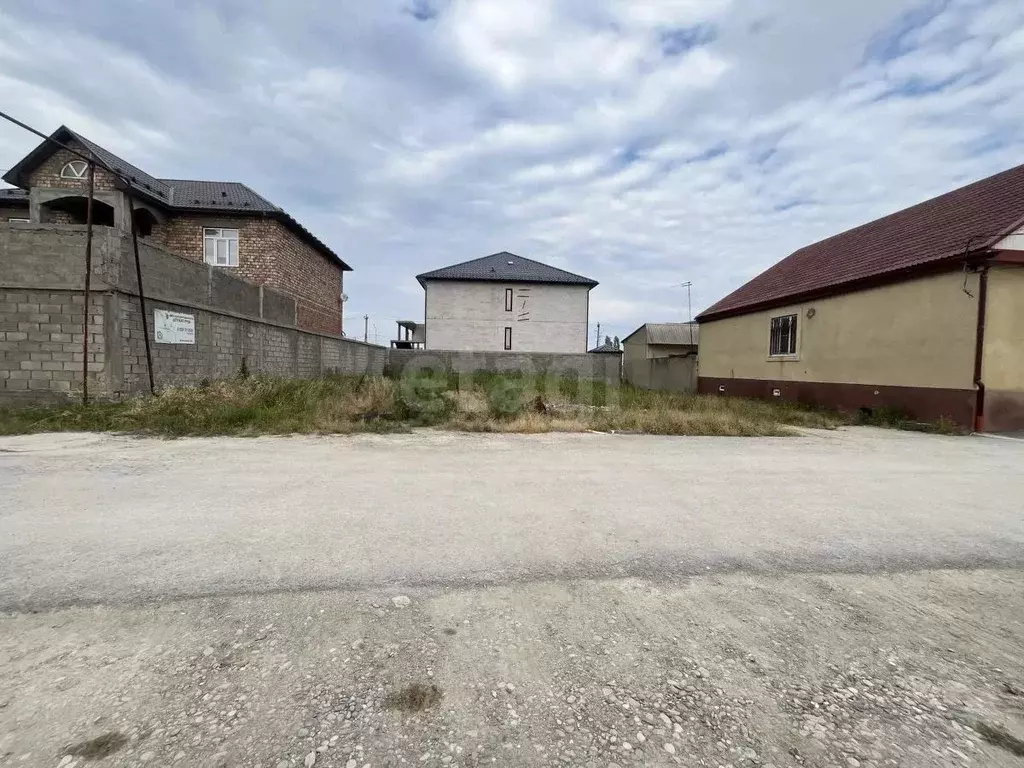 Участок в Дагестан, Махачкала ул. 2-я Ветеранская, 17 (4.8 сот.) - Фото 1