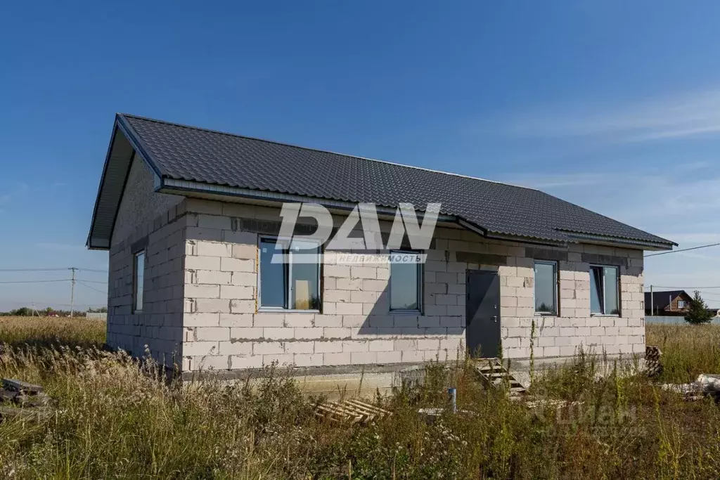 Дом в Челябинская область, Красноармейский муниципальный округ, пос. ... - Фото 1