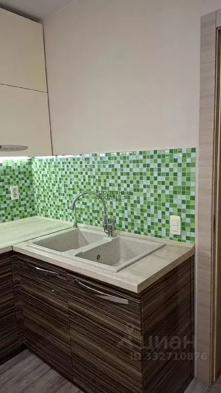 3-к кв. Курганская область, Курган Заозерный жилрайон, 4-й мкр, 31 ... - Фото 2
