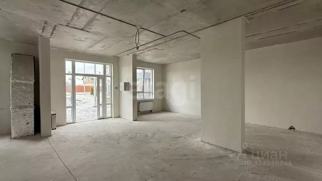 Офис в Крым, Симферопольский район, с. Мирное ул. Славы (67 м) - Фото 2