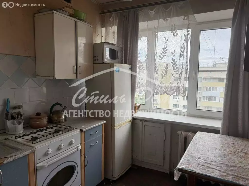 3-комнатная квартира: Волгоград, Невская улица, 14 (55 м) - Фото 1