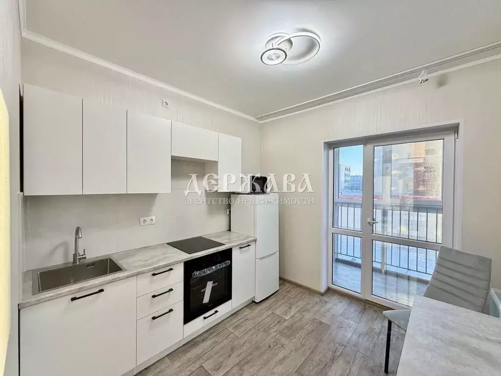 1-к кв. Белгородская область, Старый Оскол Макаренко мкр, 41А (36.4 м) - Фото 1