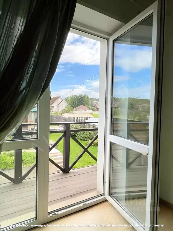 Дом в Красноярский край, Красноярск городской округ, пос. Минино ул. ... - Фото 1