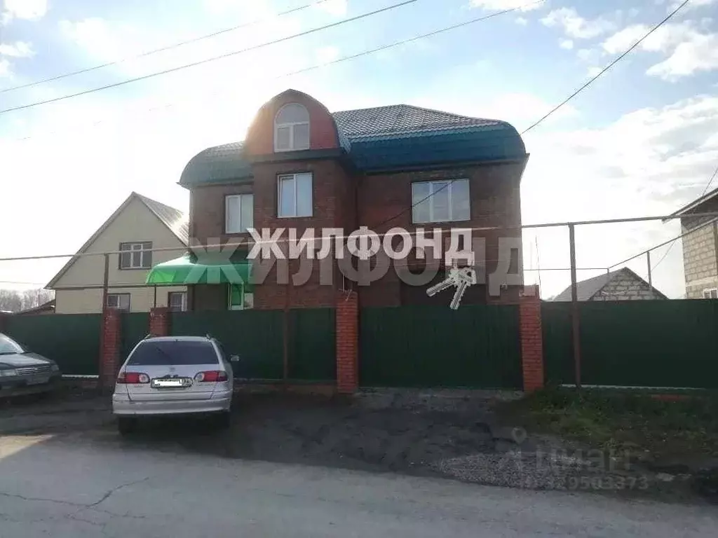 Дом в Новосибирская область, Коченево рп ул. Максима Горького (215 м) - Фото 1