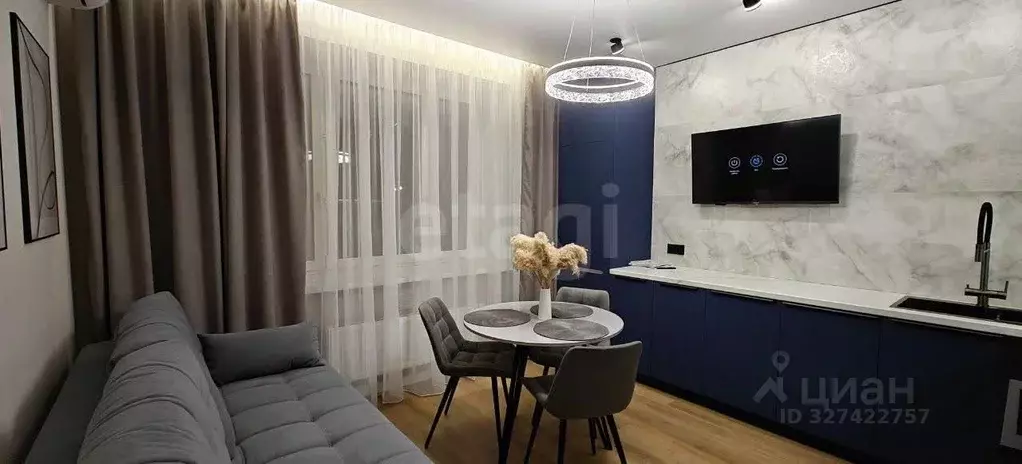 1-к кв. Тюменская область, Тюмень ул. Республики, 204к12 (42.0 м) - Фото 2