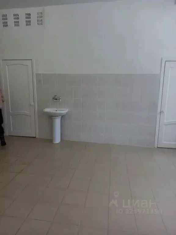 Помещение свободного назначения в Омская область, Омск ул. 21-я ... - Фото 2