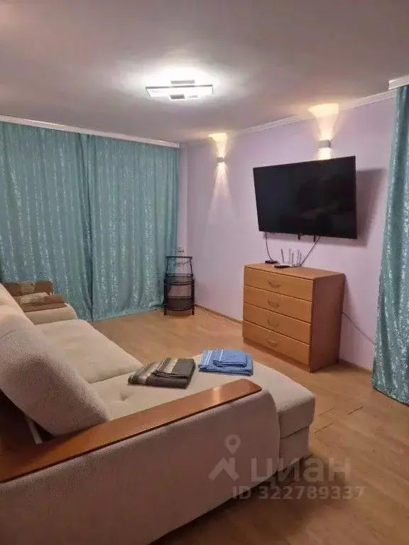 1-к кв. Сахалинская область, Южно-Сахалинск 8-й мкр, бул. Имени Ф.С. ... - Фото 1