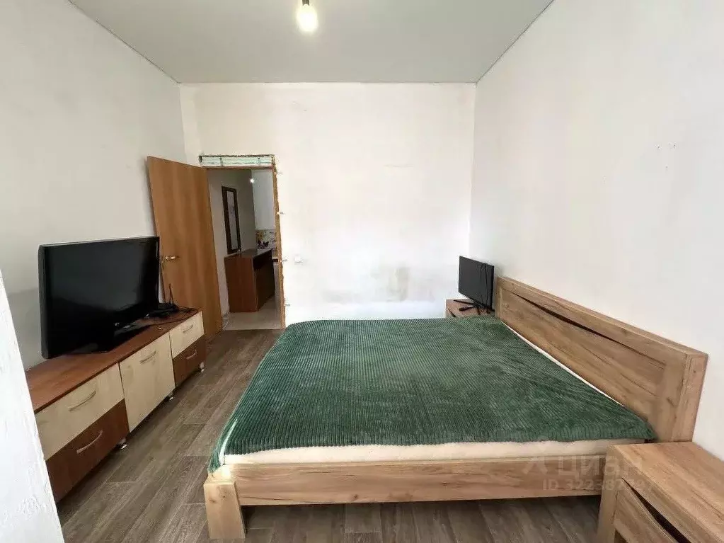 3-к кв. Ямало-Ненецкий АО, Новый Уренгой Строителей мкр, 7/2 (98.0 м) - Фото 1