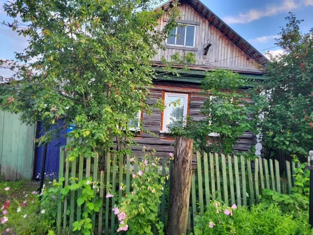 Дом в Свердловская область, Серов ул. Чайковского, 27 (27 м) - Фото 1