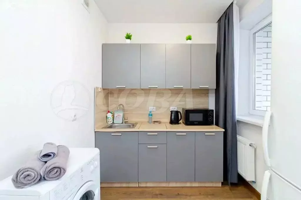 Квартира-студия: Тюмень, Дамбовская улица, 27к1 (25 м) - Фото 2
