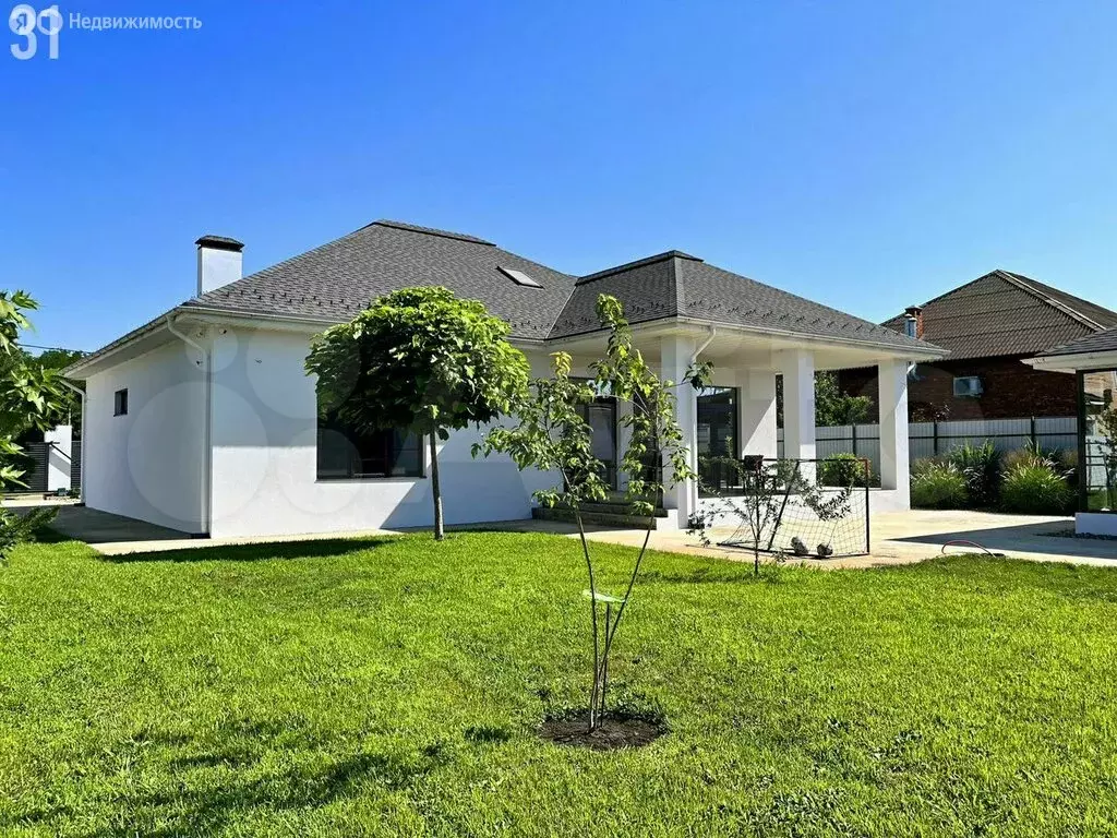 Дом в посёлок Южный, Почтовая улица (180 м) - Фото 1