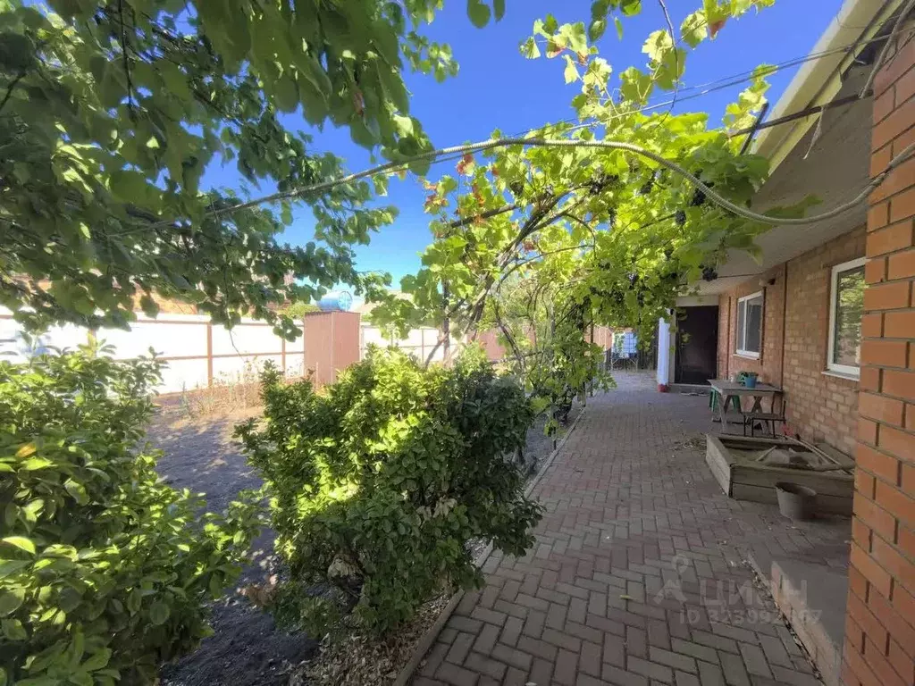 Дом в Краснодарский край, Ейское городское поселение, пос. ... - Фото 2