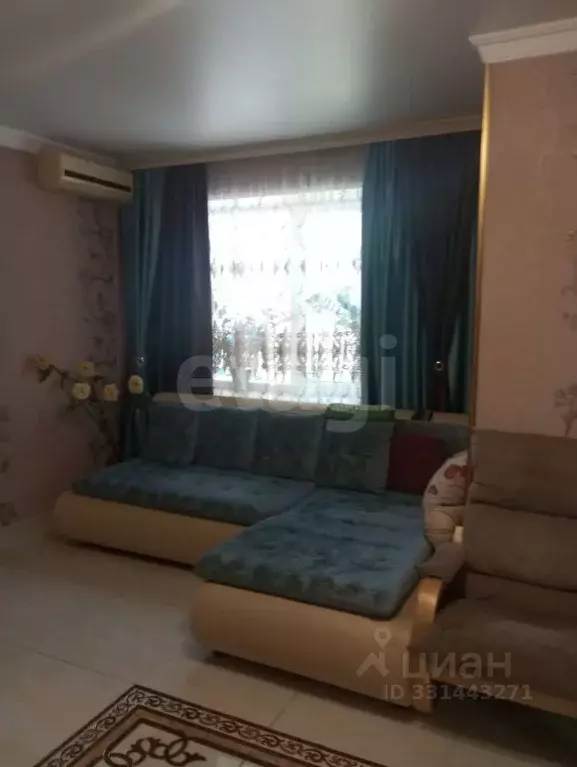 Дом в Ставропольский край, Изобильный ул. Доватора (75 м) - Фото 1