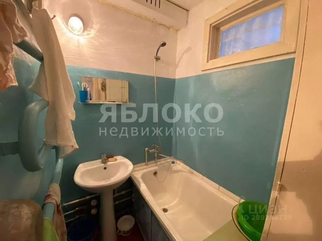 2-к кв. Пермский край, Березники ул. Челюскинцев, 89 (44.4 м) - Фото 1