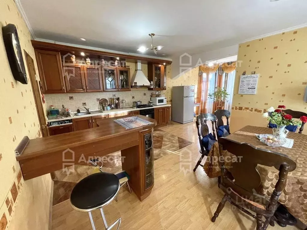 Дом в Волгоградская область, Волгоград пос. Латошинка, ул. Тополиная ... - Фото 1