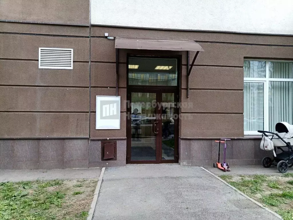 Помещение свободного назначения в Ленинградская область, Мурино ... - Фото 1