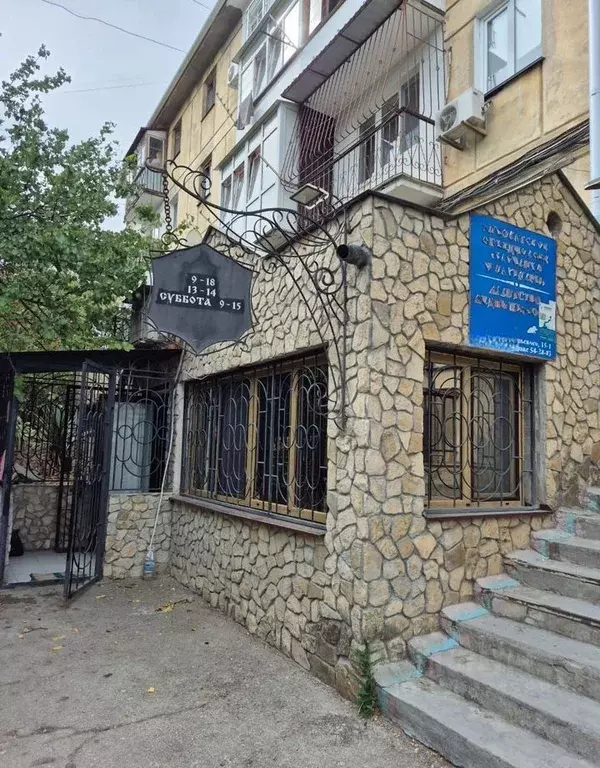 Офис в Севастополь ул. Адмирала Октябрьского, 15 (70 м) - Фото 1
