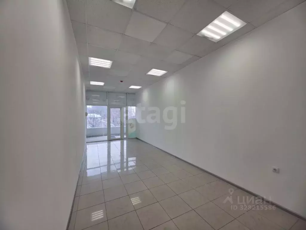 Помещение свободного назначения в Краснодарский край, Новороссийск ул. ... - Фото 2