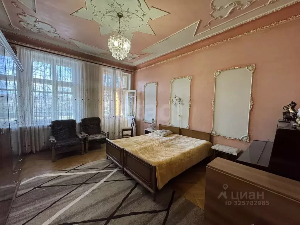 4-к кв. Северная Осетия, Владикавказ ул. Бутырина, 10 (97.0 м) - Фото 1