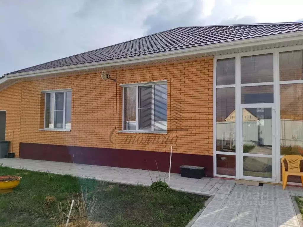 Коттедж в Белгородская область, Старый Оскол Рождественская ул. (136 ... - Фото 1