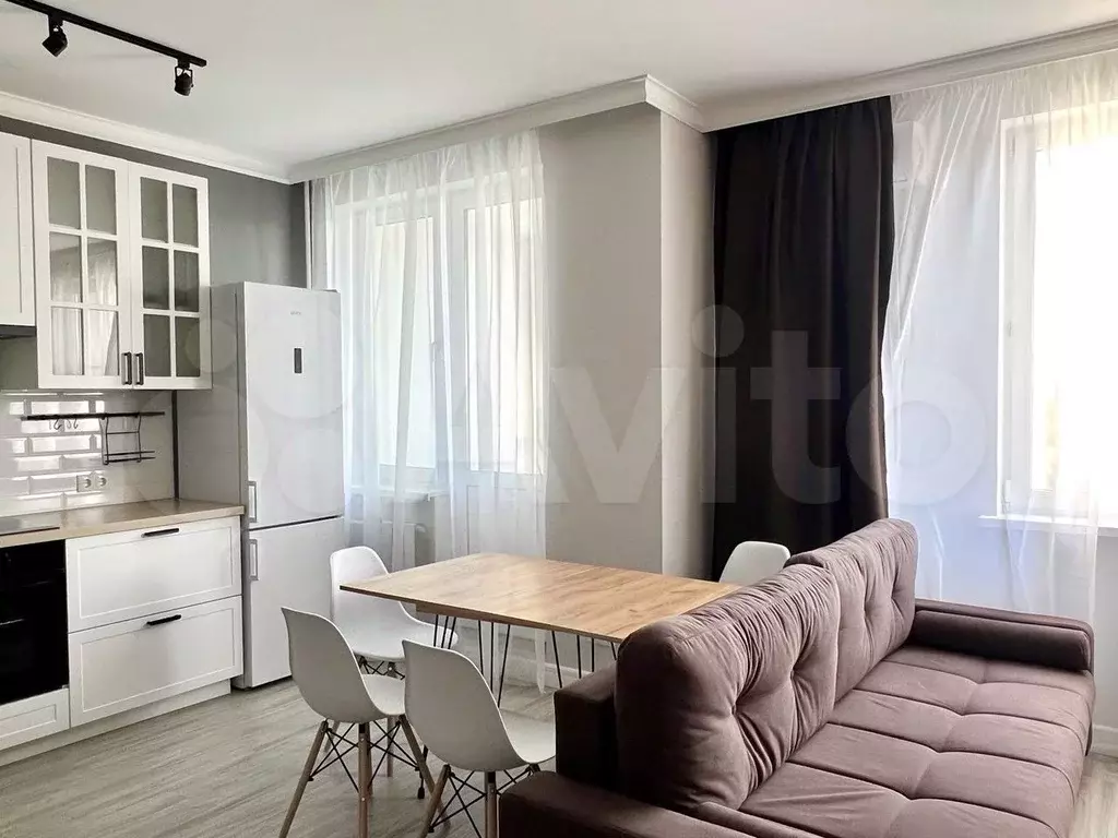 2-к. квартира, 60 м, 14/18 эт. - Фото 1