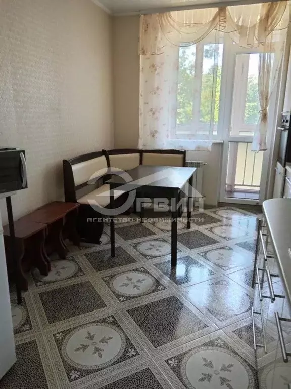 2-к кв. Калининградская область, Калининград ул. Гайдара, 122 (71.9 м) - Фото 1