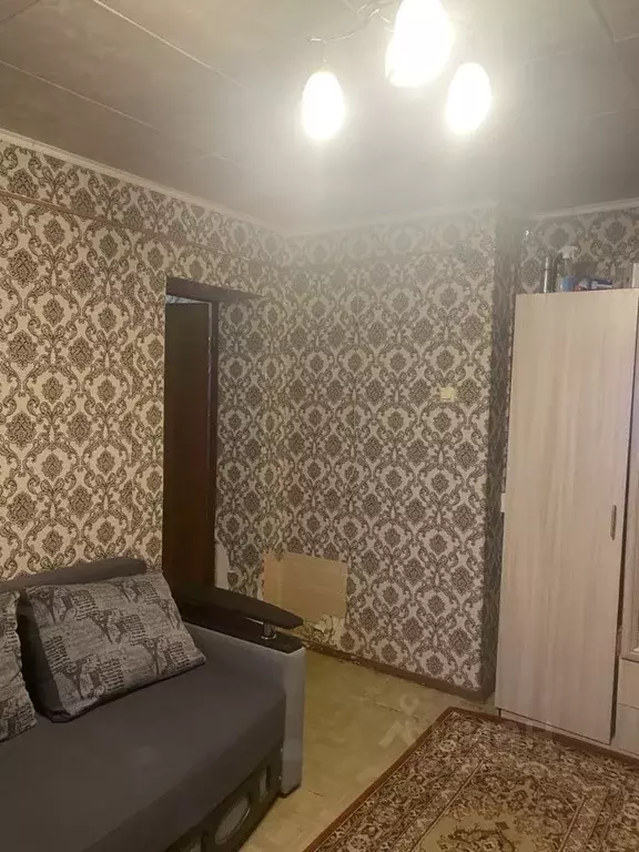 Комната Псковская область, Псков Инженерная ул., 18 (12.5 м) - Фото 1