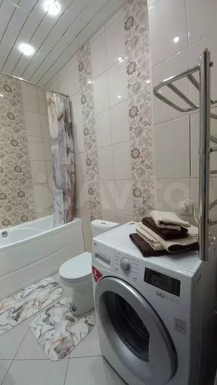 1-к. квартира, 45 м, 1/9 эт. - Фото 1