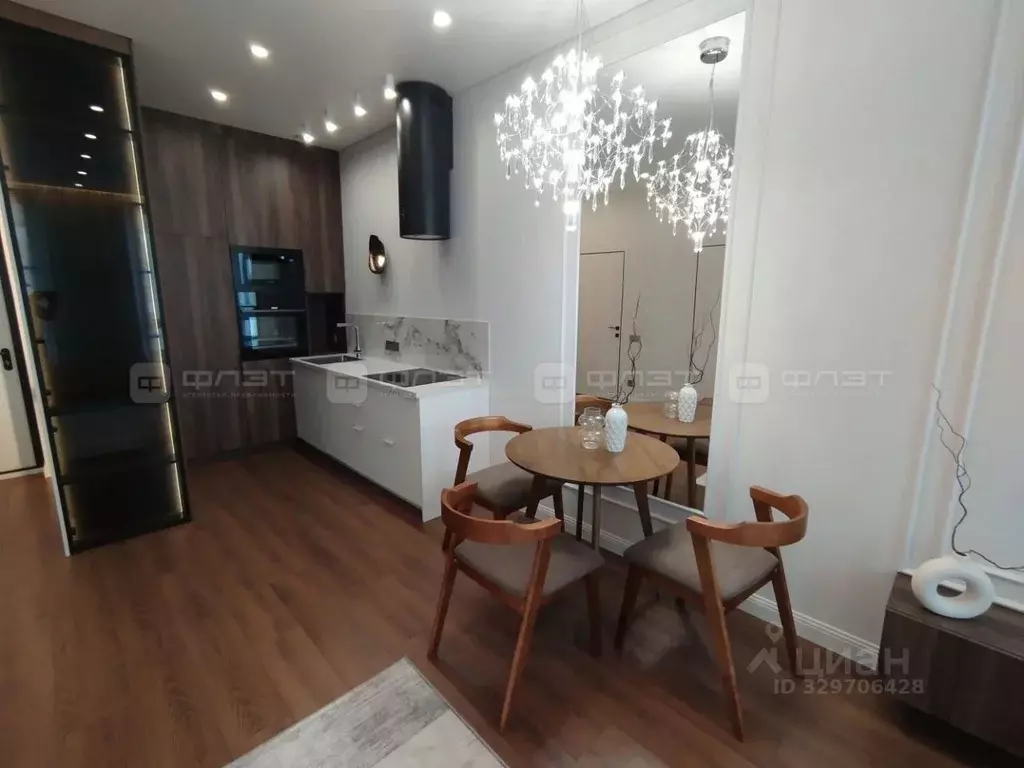 1-к кв. Татарстан, Казань ул. Алексея Козина, 8 (40.0 м) - Фото 2