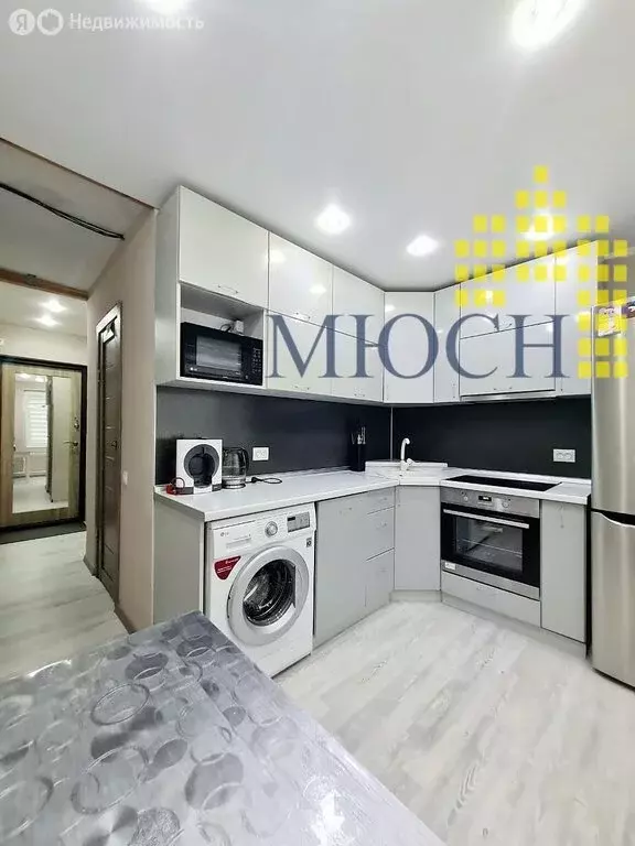 1-комнатная квартира: Магадан, улица Зайцева, 25к1 (33.9 м) - Фото 0