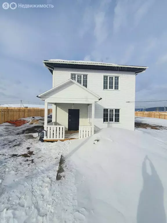Дом в Иркутский муниципальный округ, село Урик (180 м) - Фото 1