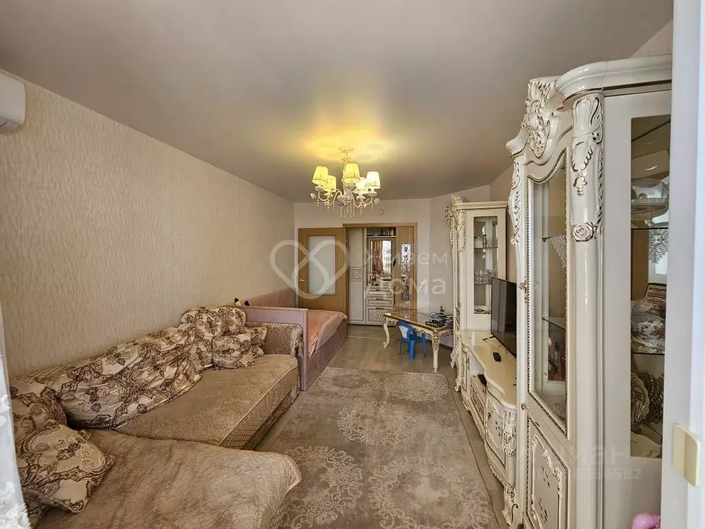 2-к кв. Волгоградская область, Волгоград ул. Академика Комарова, 68 ... - Фото 1