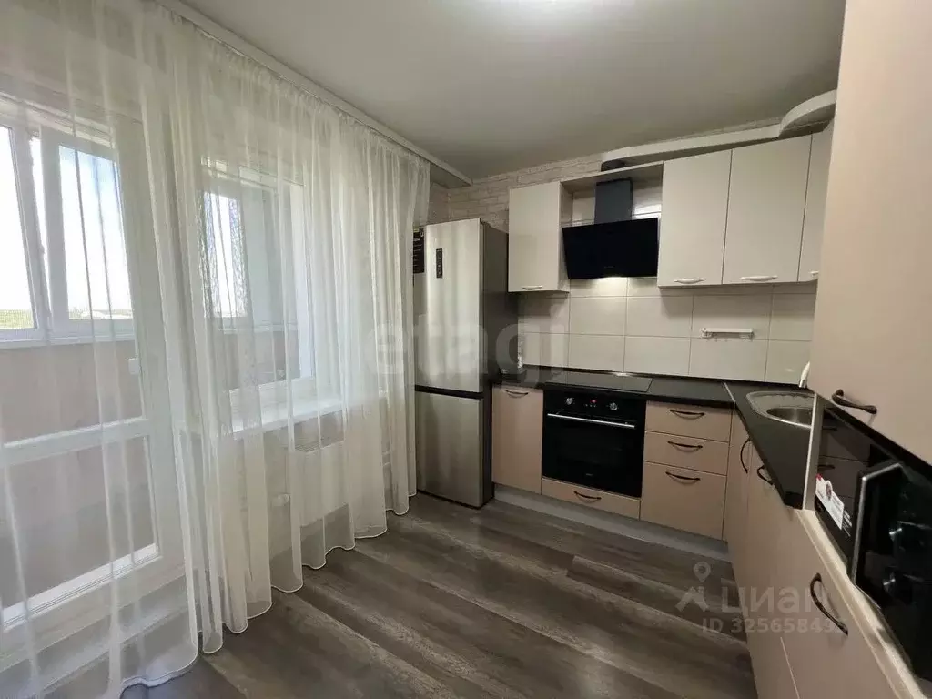 1-к кв. Тюменская область, Тюмень ул. Павла Шарова, 1к1 (41.0 м) - Фото 2