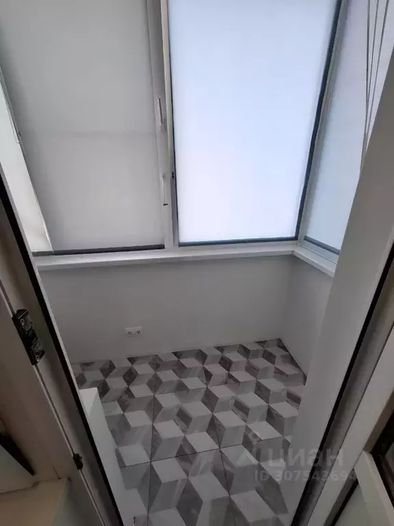 1-к кв. Адыгея, Тахтамукайский район, Старобжегокайское с/пос, Новая ... - Фото 1