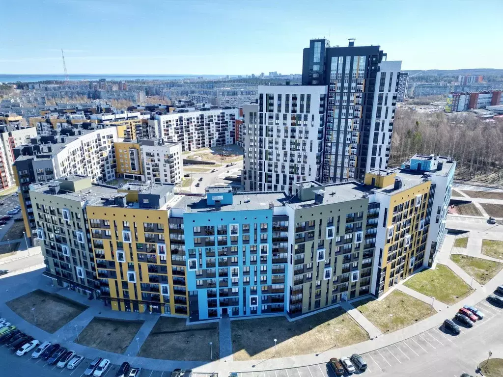 3-к кв. Карелия, Петрозаводск проезд Алексея Афанасьева, 3 (79.1 м) - Фото 0