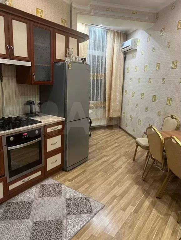 3-к. квартира, 100 м, 6/10 эт. - Фото 1