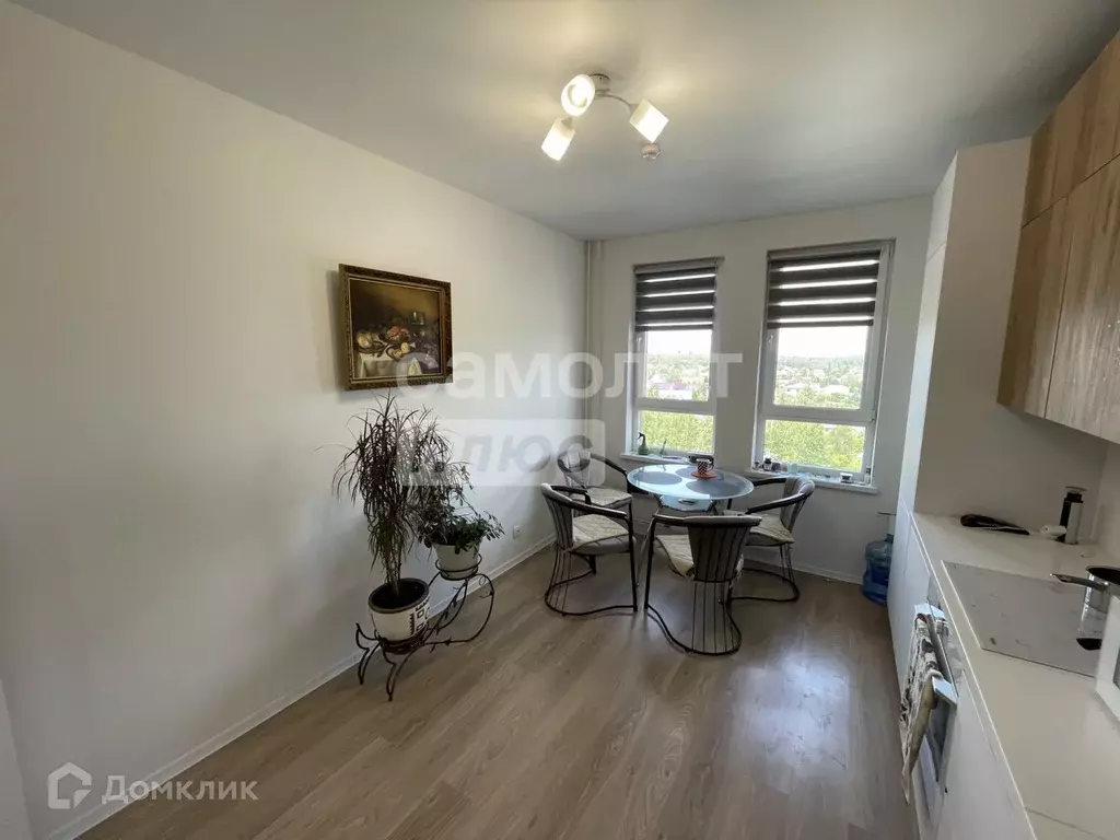 Продаётся 2-к квартира, 55.9 м - Фото 1