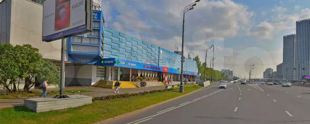 Аренда торгового помещения на Октябрьском поле - Фото 1