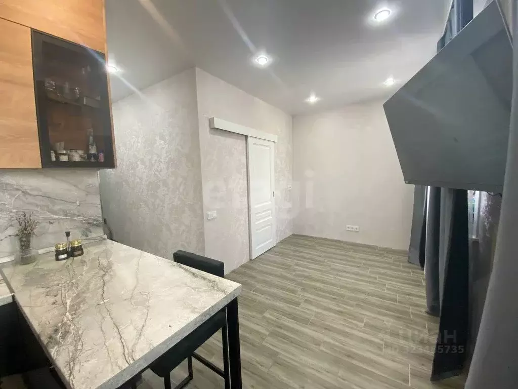 Студия Иркутская область, Иркутск Гравийная ул., 22/3 (40.0 м) - Фото 1